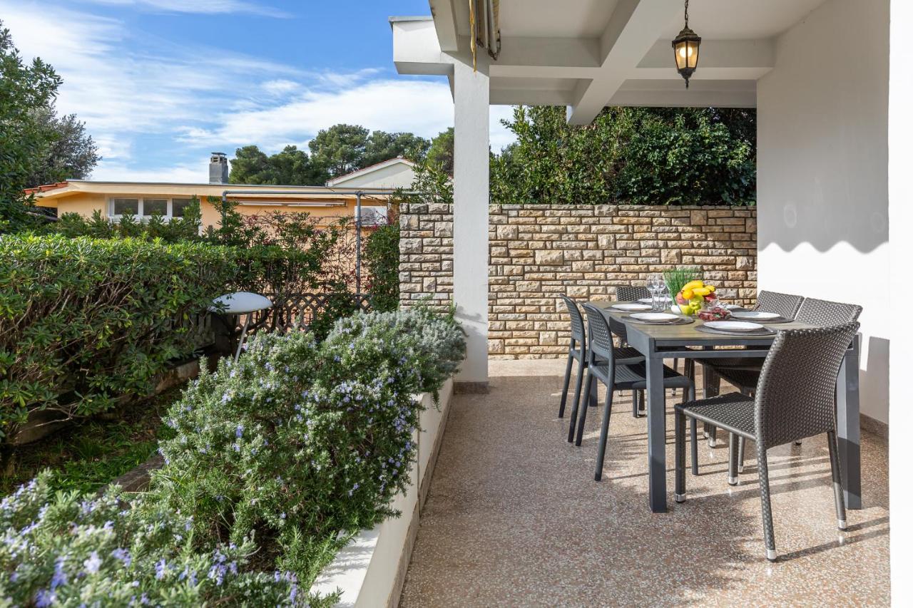 Villa Abbalina Петрчане Экстерьер фото